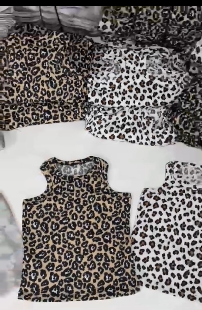 Musculosa al Cuerpo de Mujer - Imagen 2