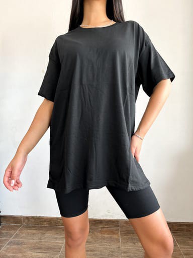 Remera Oversize Color Negro - Imagen 3