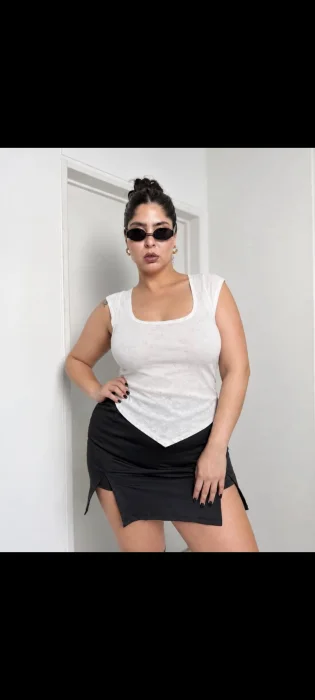 Musculosa de Fiesta Curvy