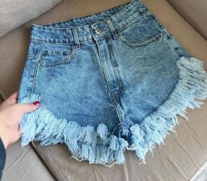 Short Jeans