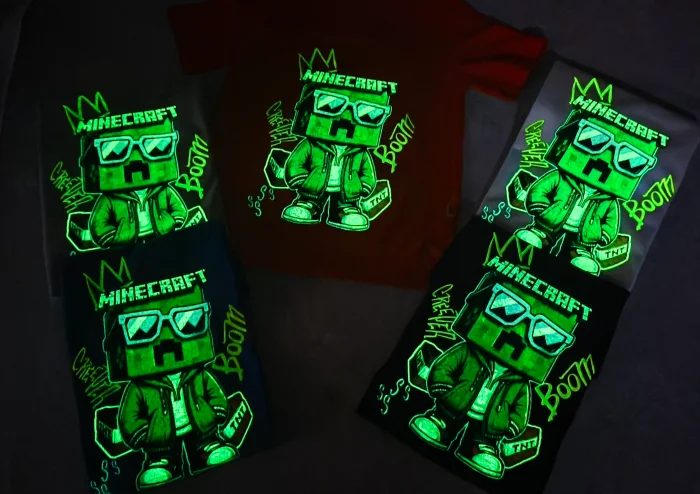 Remeras Minecraft Brillan en la Oscuridad 
algodón Peinadopremiun (no Cardado)