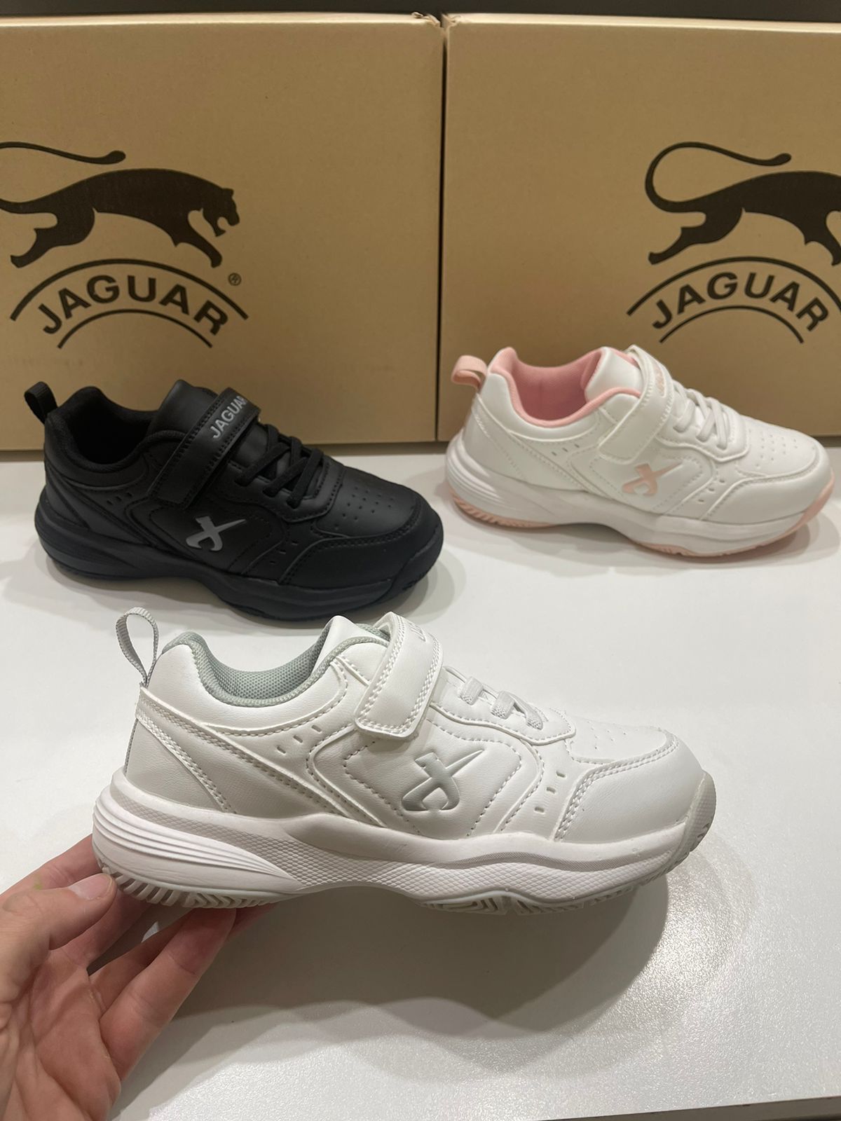 Zapaptilla Deportiva Colegial Jaguar Art 6004 27 al 33 - 3d0782a8-e1b1-4ab9-87b5-fea28a9bec1b.jpg