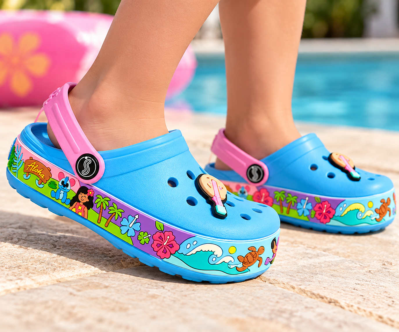 Sueco Goma Eva Tipo Crocs Sea Walk Puntera 19/20 al 33/34 - Zuecos%20tropicales%20junto%20a%20la%20piscina.png