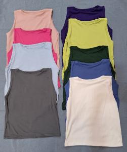 Remeras de Morley y Modal