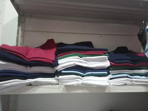 Remeras Escolares - Miniatura 3