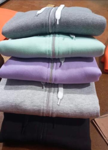 Campera Frisa Premium - Miniatura 4
