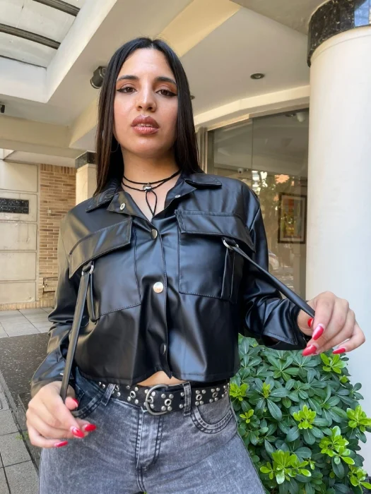 Campera Engomada con Tiras