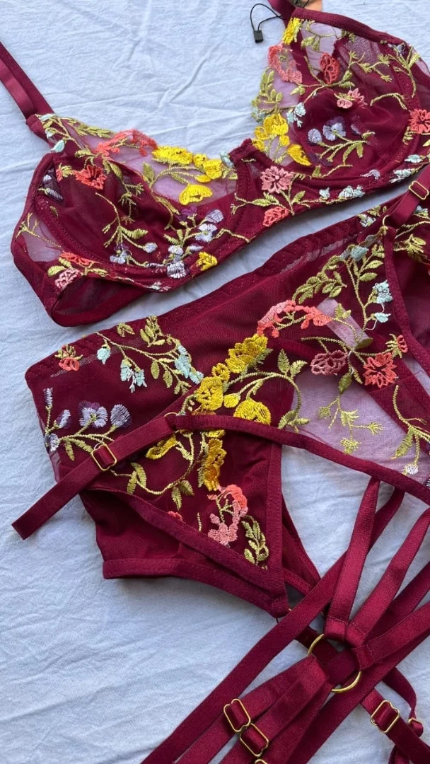 Set Erotico Blanco y Rojo - Imagen 3