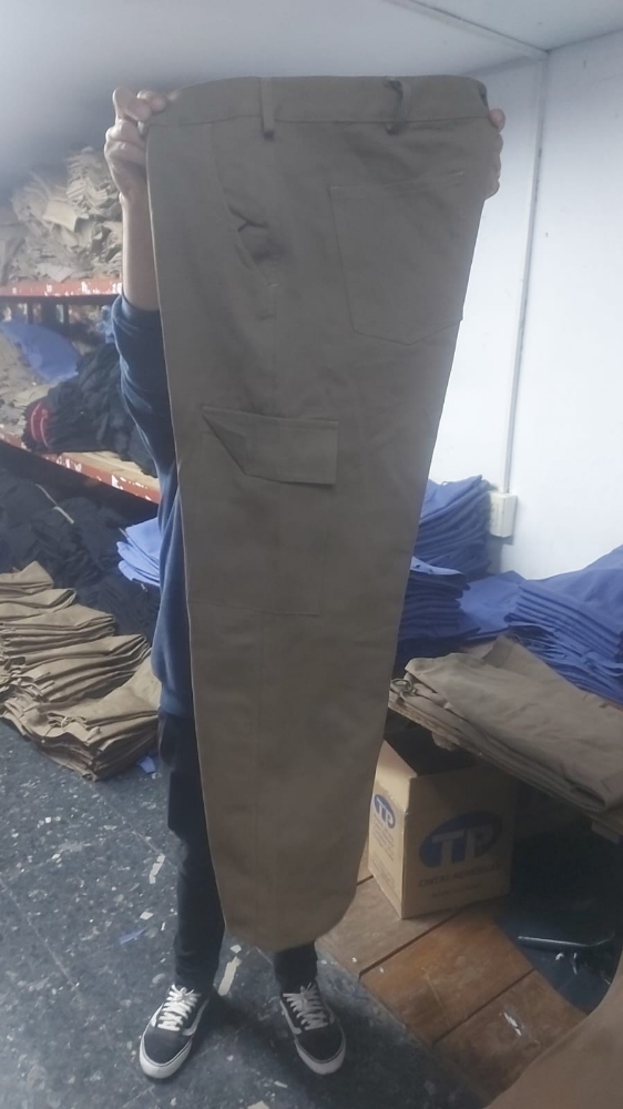 Pantalon Cargo de Trabajo - Imagen 9