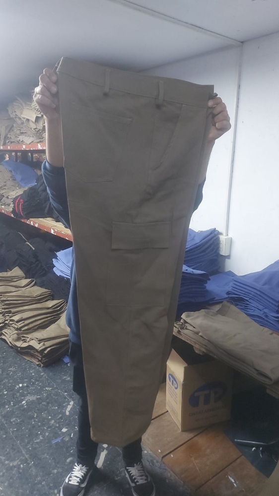 Pantalon Cargo de Trabajo - Imagen 7