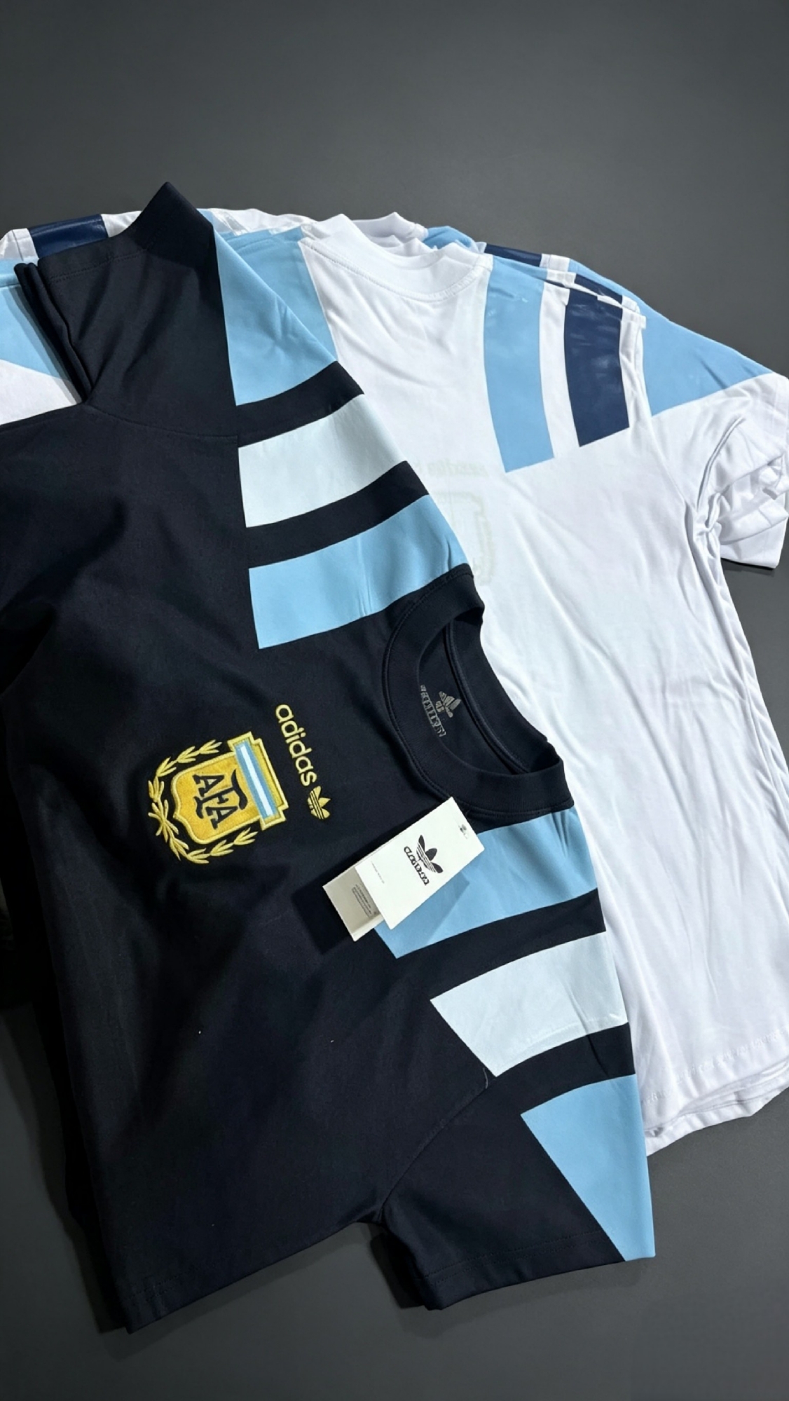 Camisetas de Algodón Bordadas Excelente Calidad 24/1 - Imagen 2