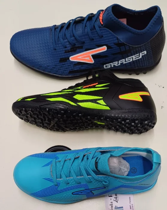 Botines de Futbol 5