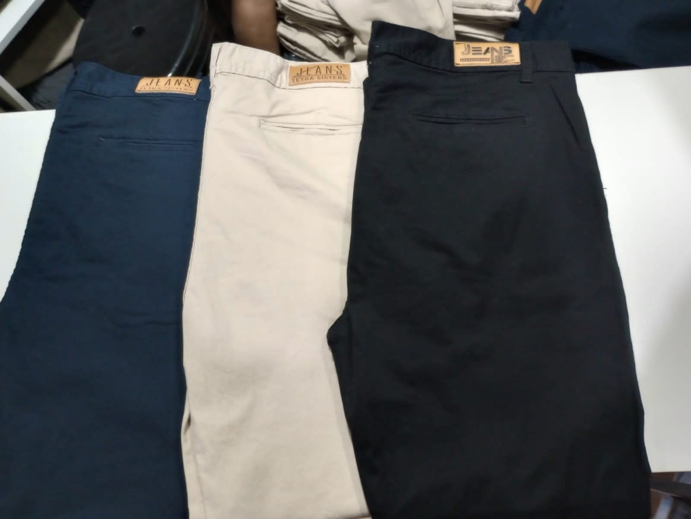 Pantalones Bolsillo Chino - Imagen 3