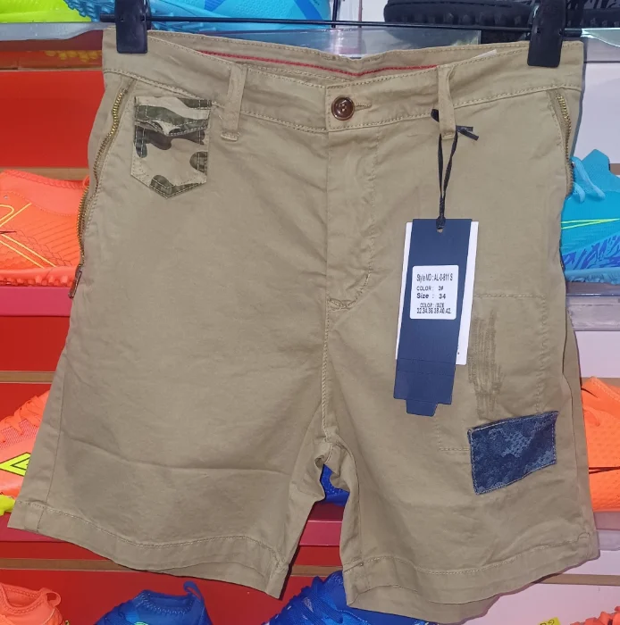 Bermuda de Gabardina