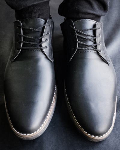 Zapato de Vestir Cuero Vacuno Negro Suela Marron Chocolate Formal Zapatilla - Miniatura 2
