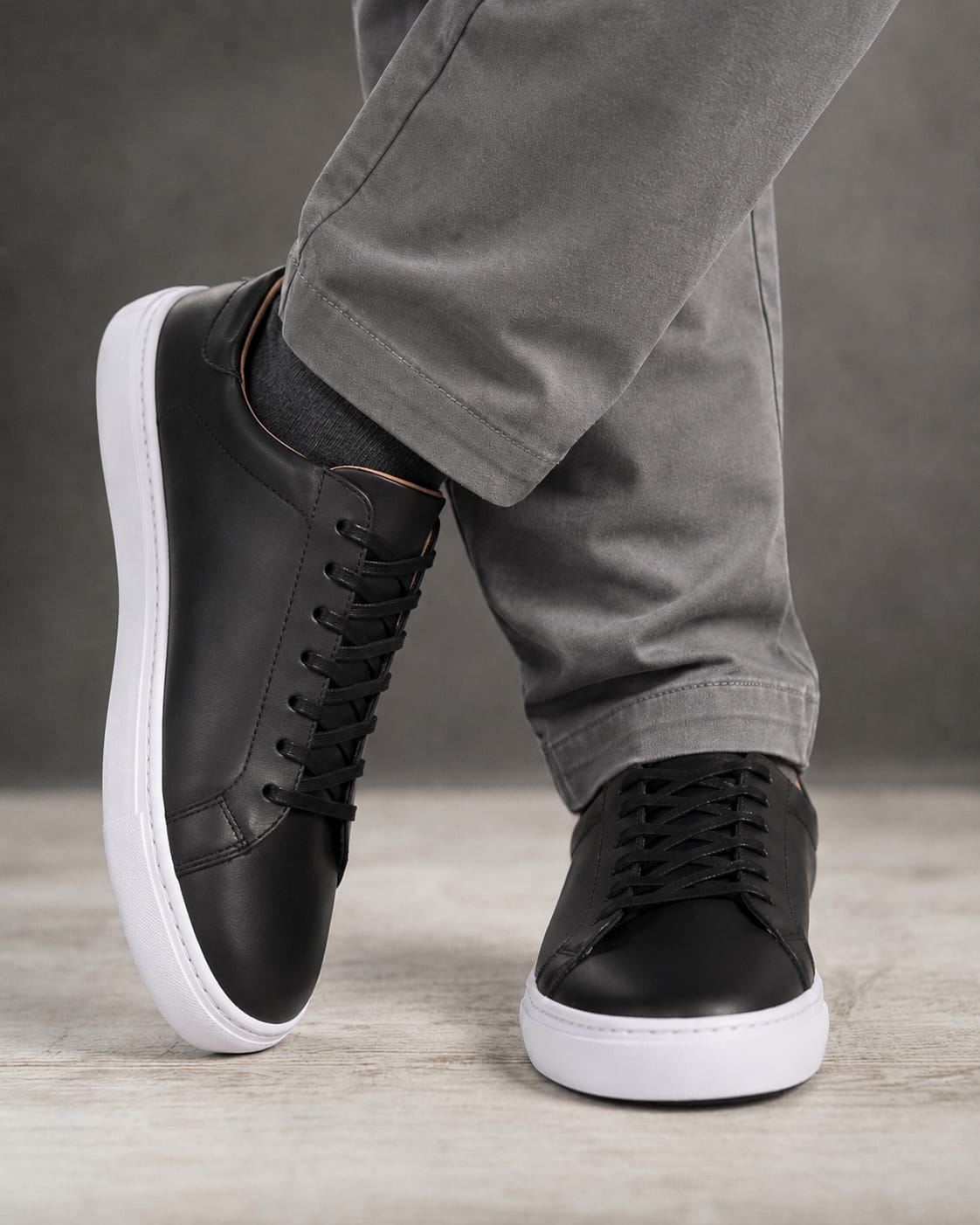 Cuero Vacuno Zapatilla Negra Blanca Suela Marron Chocolate - WhatsApp%20Image%202026-06-28%20at%2015.48.44.jpeg