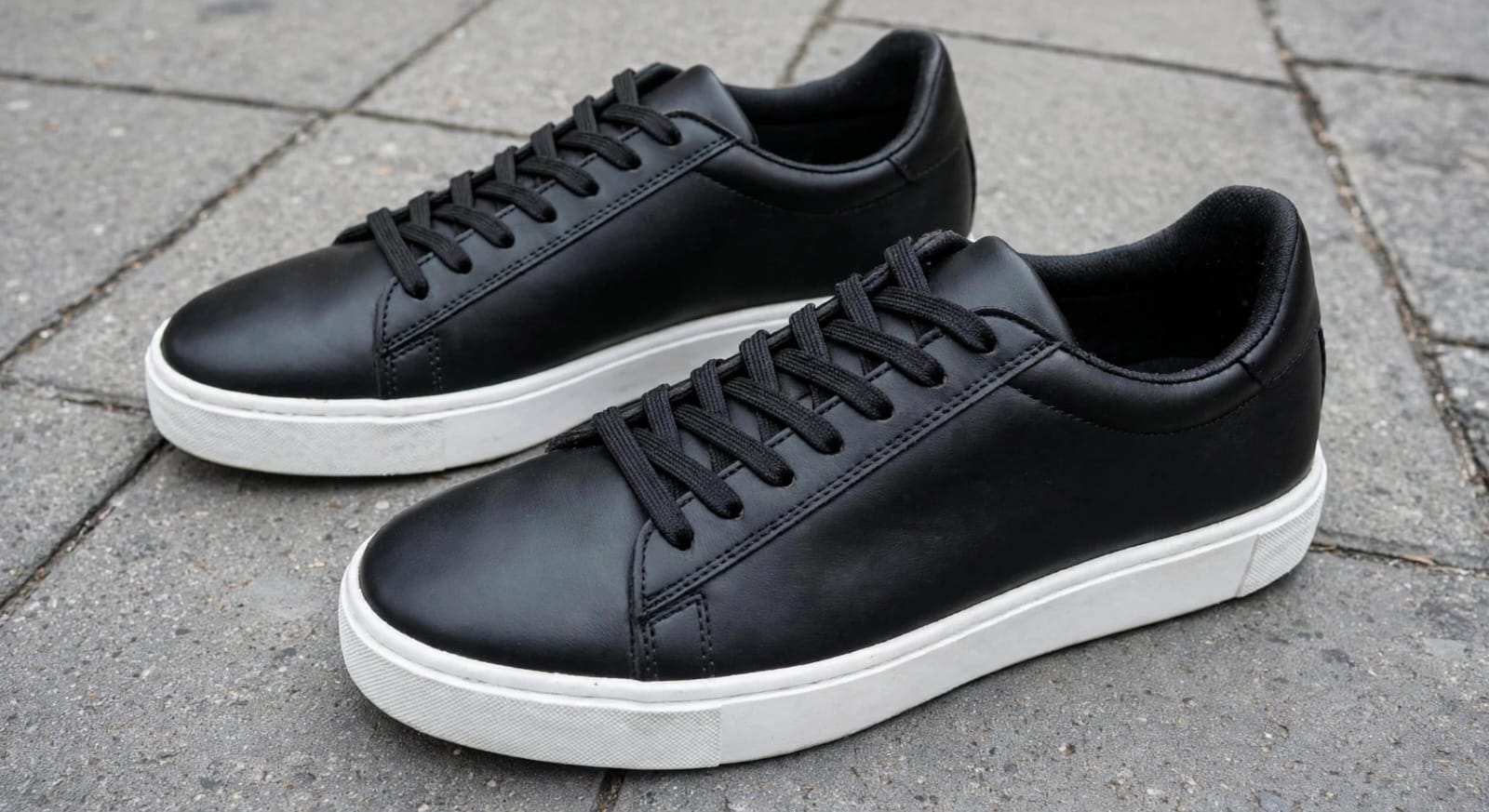 Zapatillas Negras Blancas - WhatsApp%20Image%202026-07-30%20at%2015.16.22%20(2).jpeg