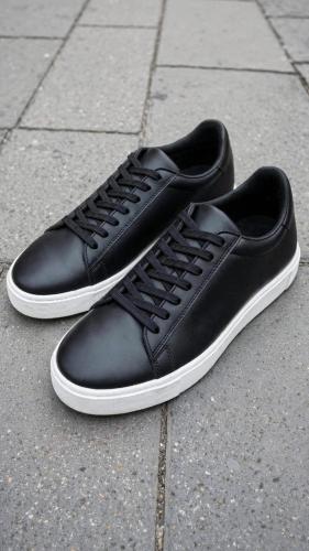 Zapatillas Negras Blancas
