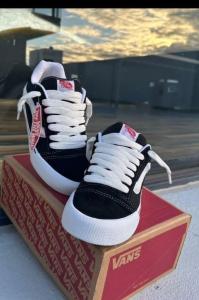 Vans Knu