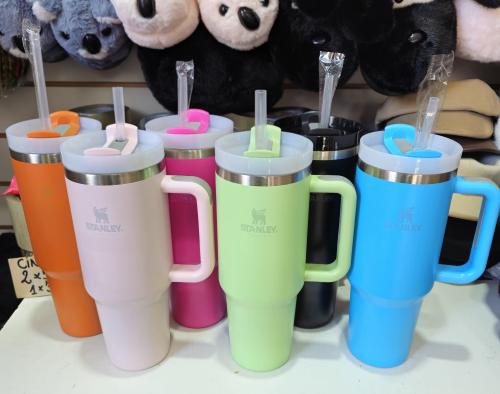 Termos Stanley con Bombilla Metálica 1,200 Ml