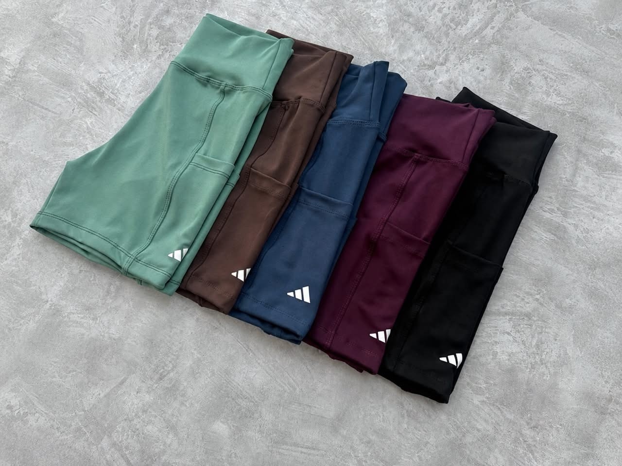 Short Adidas - Imagen 2