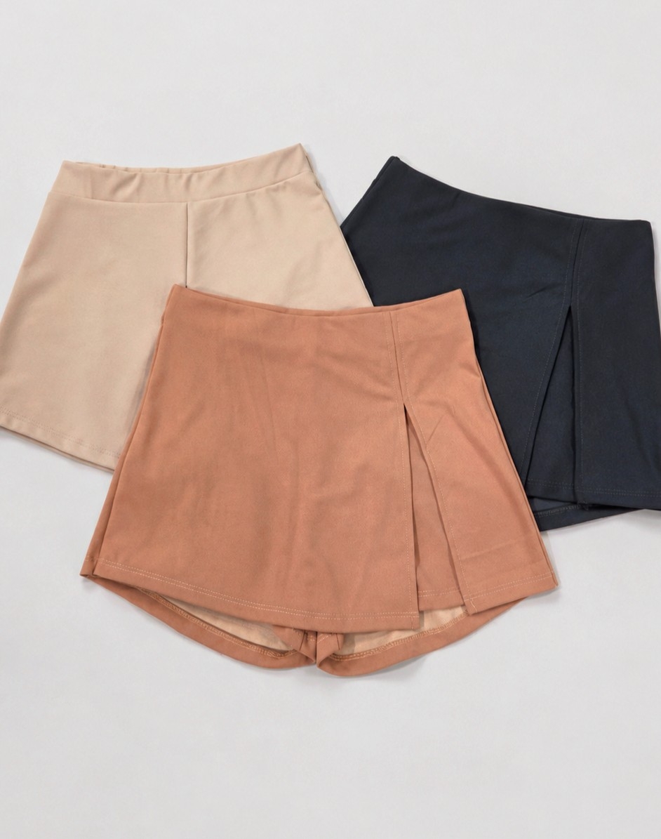 Short Pollera con Tajo Crep - Imagen 4