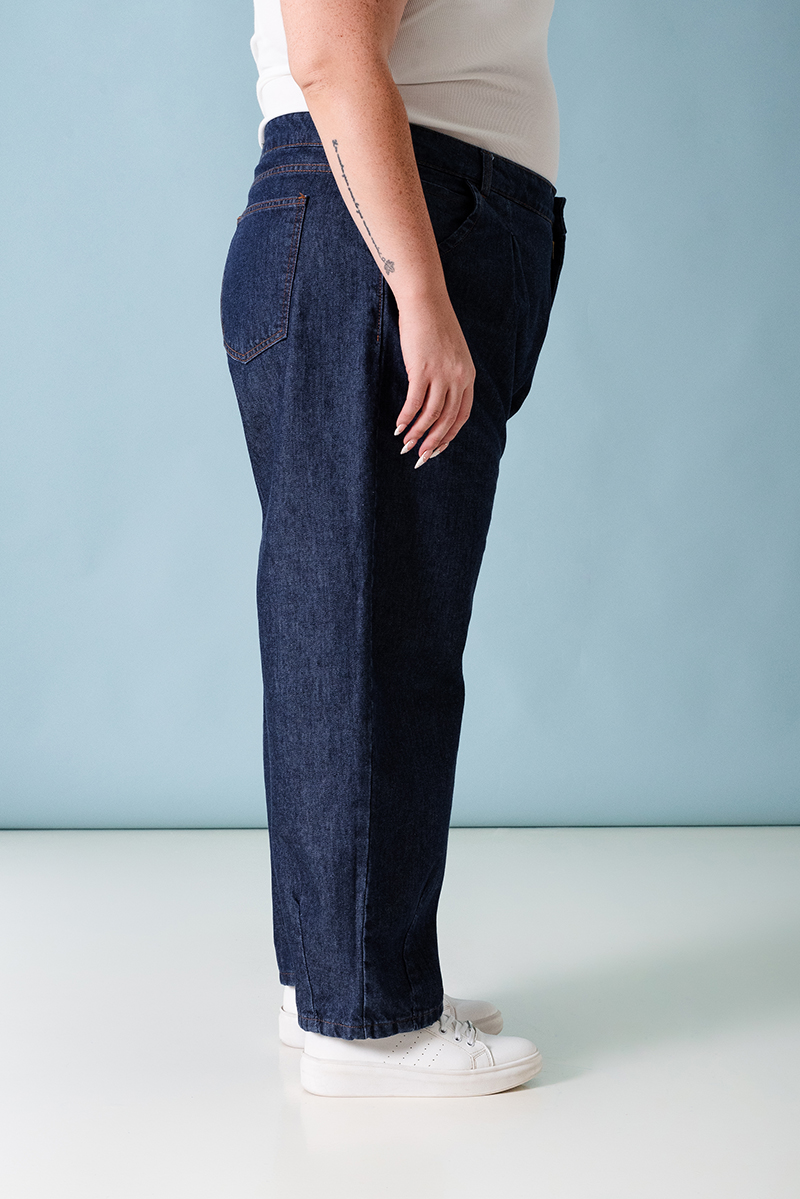9244 Slouchy Jean Curvy - HER%20JEANS-43.jpg