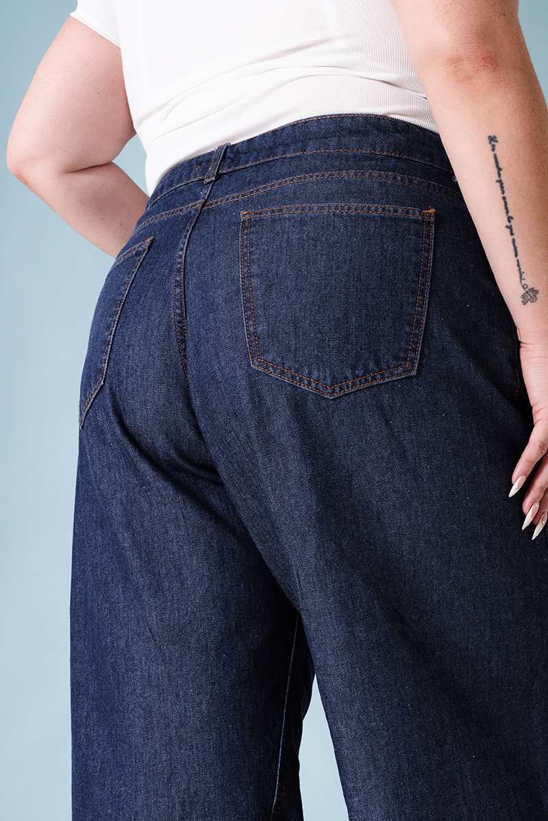 9244 Slouchy Jean Curvy - HER%20JEANS-46.jpg