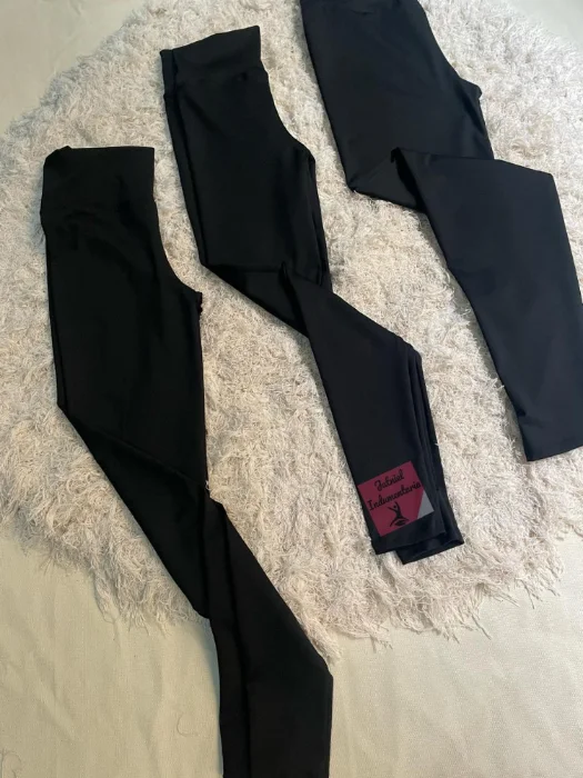 Calzas Lisas Negras Frizada