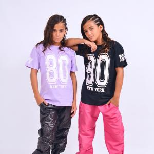 Remera "new York 80" Estampado en Frente y en las Dos Mangas