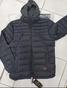 Yd Hombre con Piel Capucha - Miniatura 2