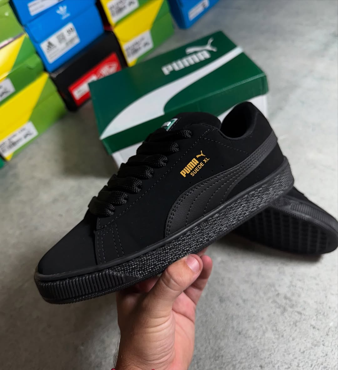 Suede Xl Total Black - instdown.jpeg