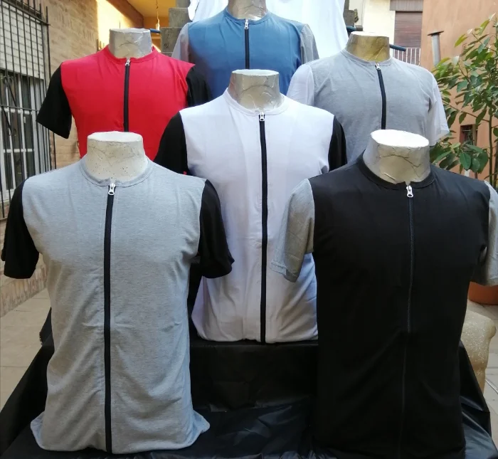 Remeras con Cierre