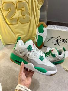 Nike Retro 4 Premium - Miniatura 3
