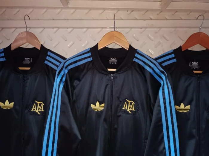 Campera Deportiva