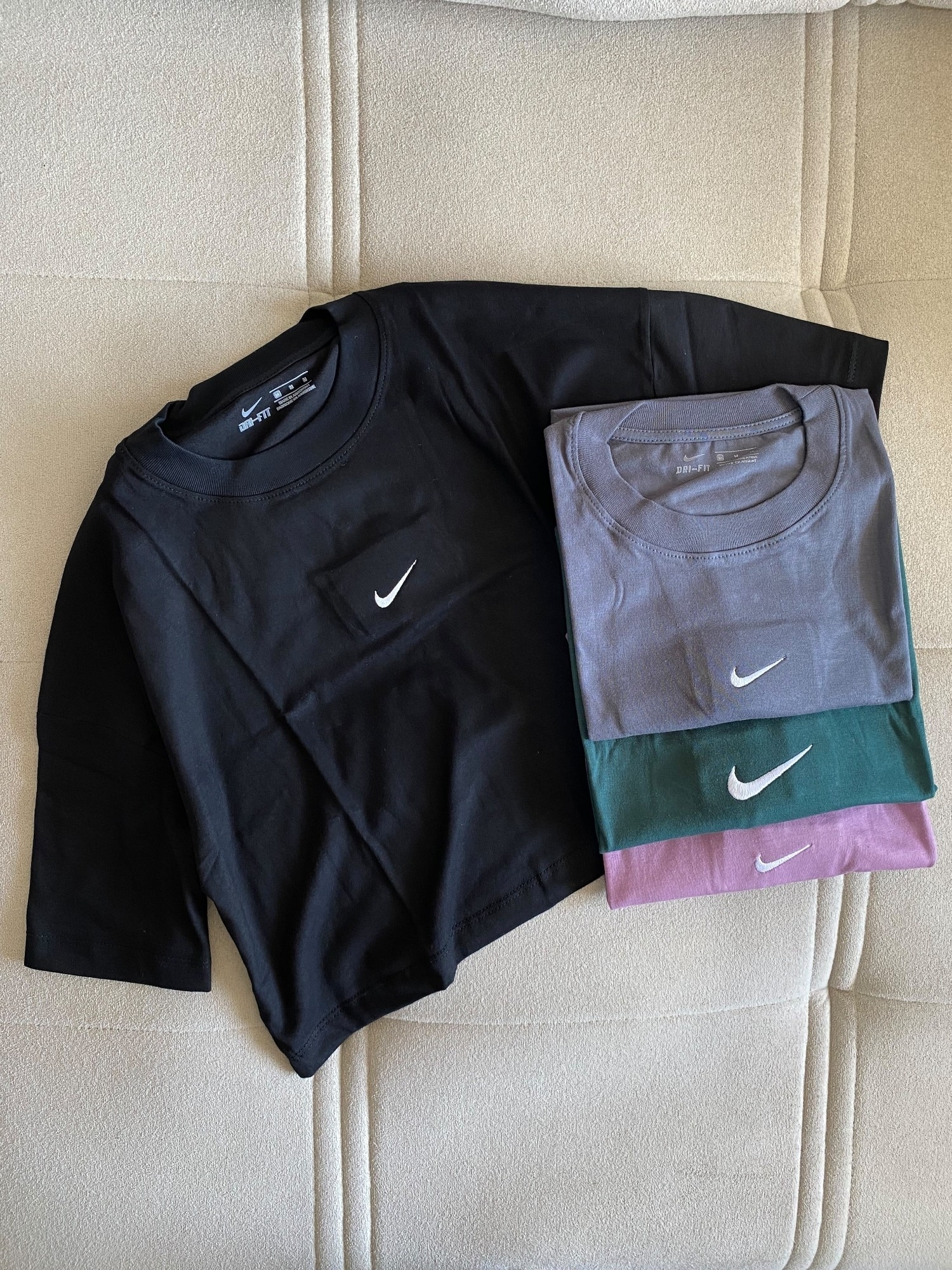 Crop Top Nike - Imagen 2