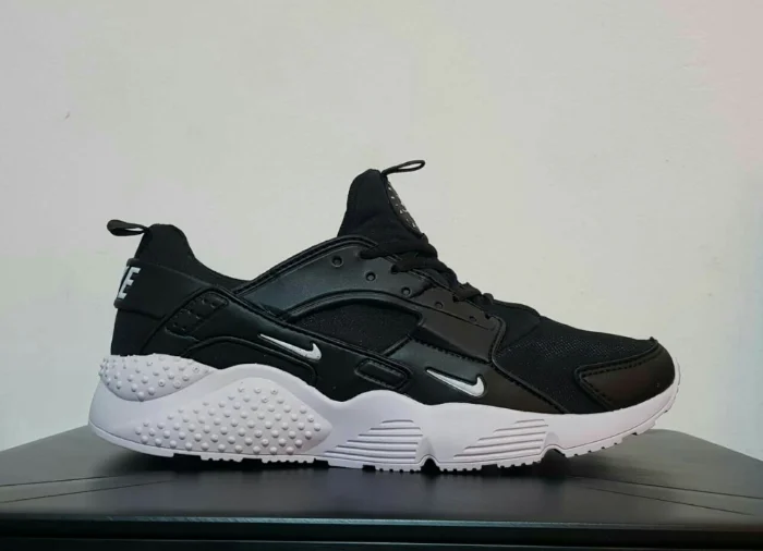 Air Huarache Blackwhite