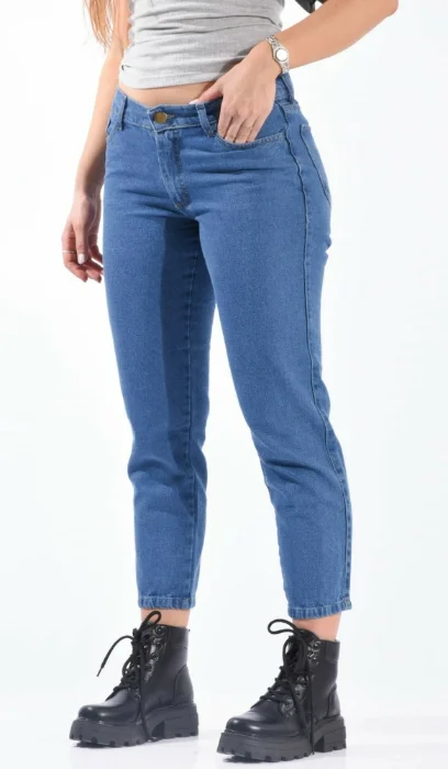 Pantalón Mom Tiro Medio Azul Liso