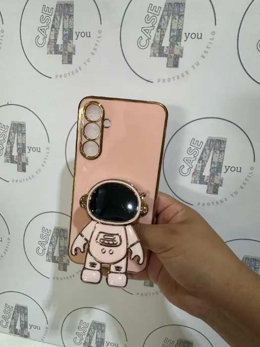 Case Astronauta