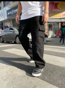 Pantalon Baggy Cargo