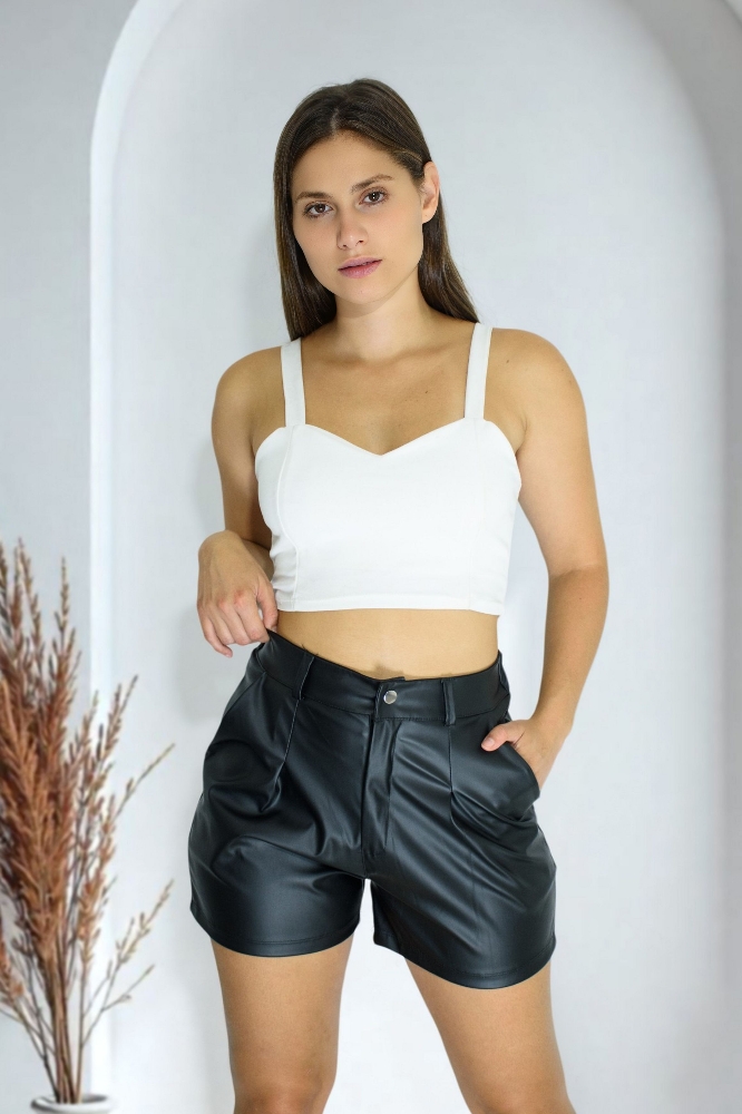 Short Cuerina Talles  2= 3= 4= 5-6 - Imagen 3