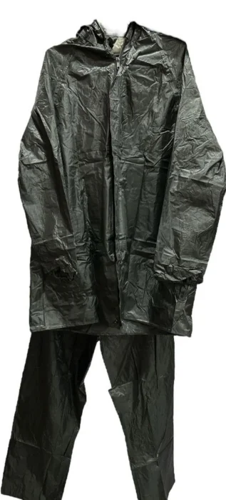 Conjunto de Lluvia, Adultos