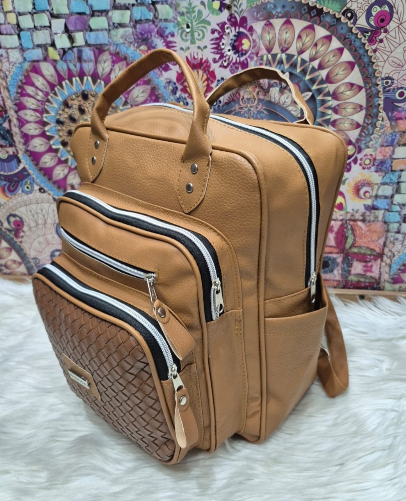 Ingreso Bolso Mochila Universitaria de Cuero Ecologico Muy Buena Calidad - Imagen 4