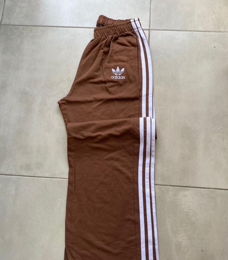 Palazos Oxford Adidas Frisados - 49a90b30-b9c0-42d4-854d-0414829fedc7.jpeg