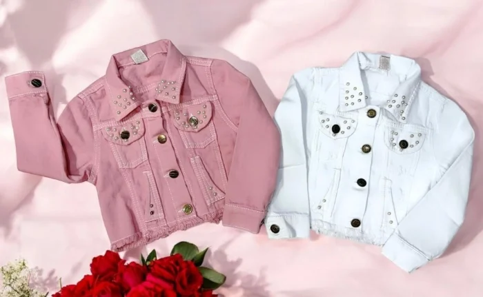 Campera Nena Gabardina Rigido con Perlas