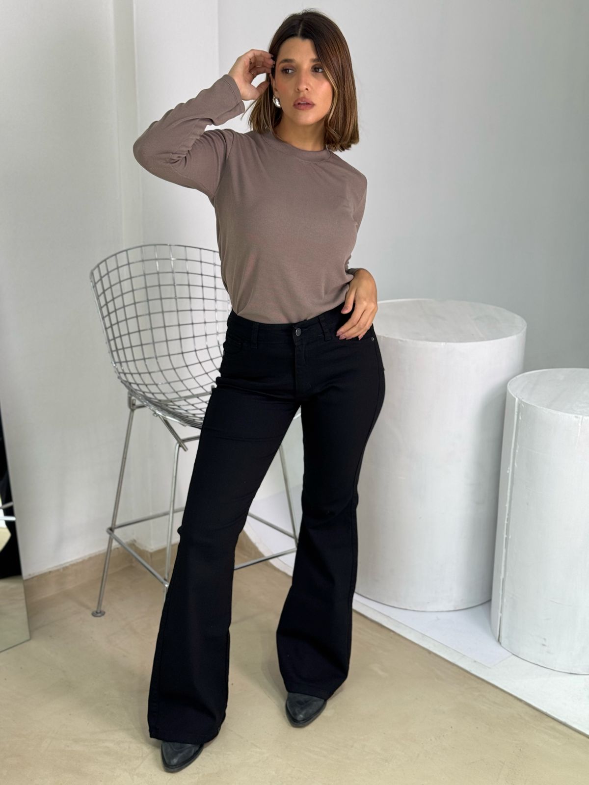 Jeans Oxford - WhatsApp%20Image%202025-03-05%20at%2011.20.30%20AM.jpeg