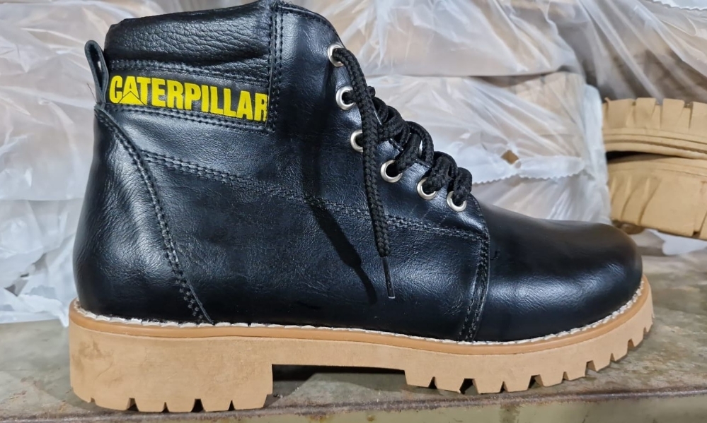 Borcego Caterpillar - Imagen 2