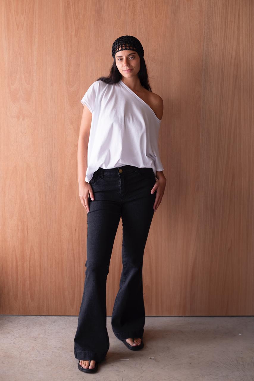 Jean Oxford - WhatsApp%20Image%202026-09-30%20at%2015.51.50%20(1).jpeg