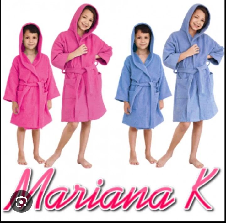 Bata Infantil de Toalla con Capucha Mariana K - Imagen 1