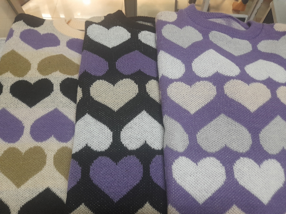 Sweater Corazón Frizz - Imagen 2
